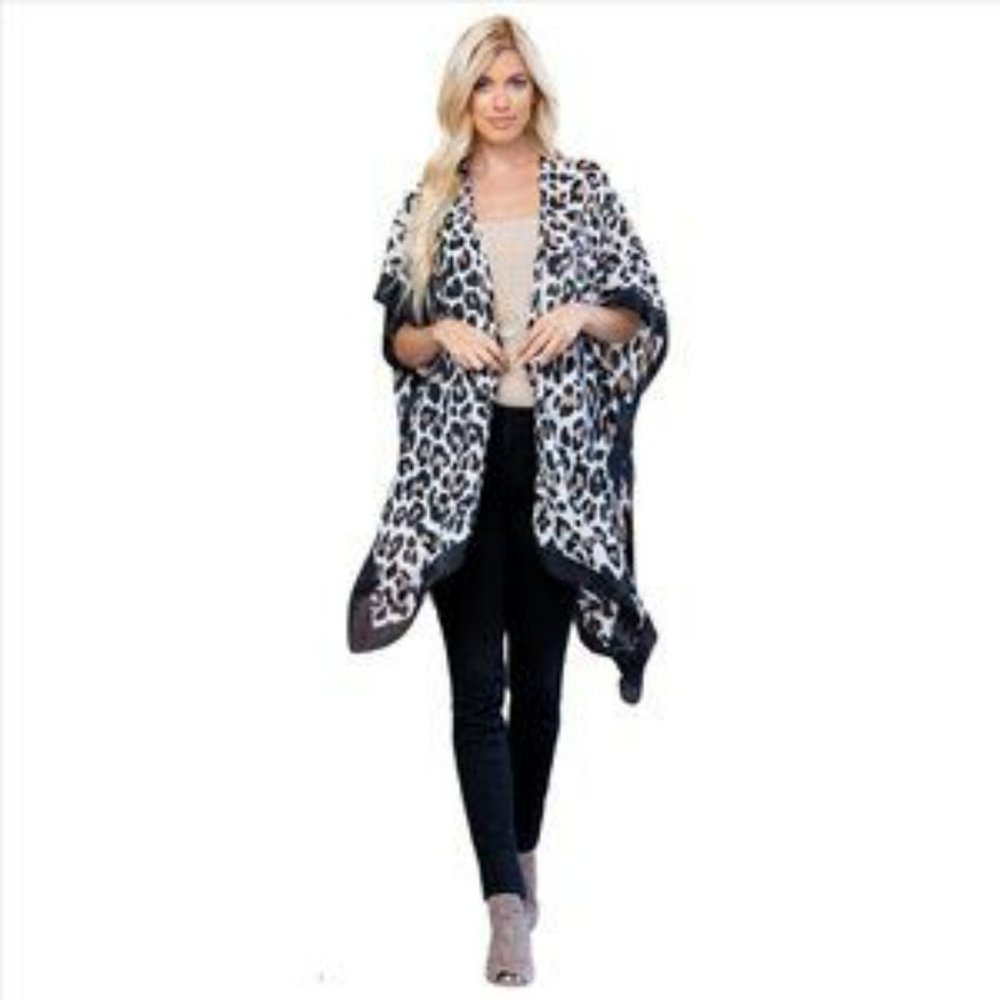 Cheetah Print Kimono - Picture 7 of 10